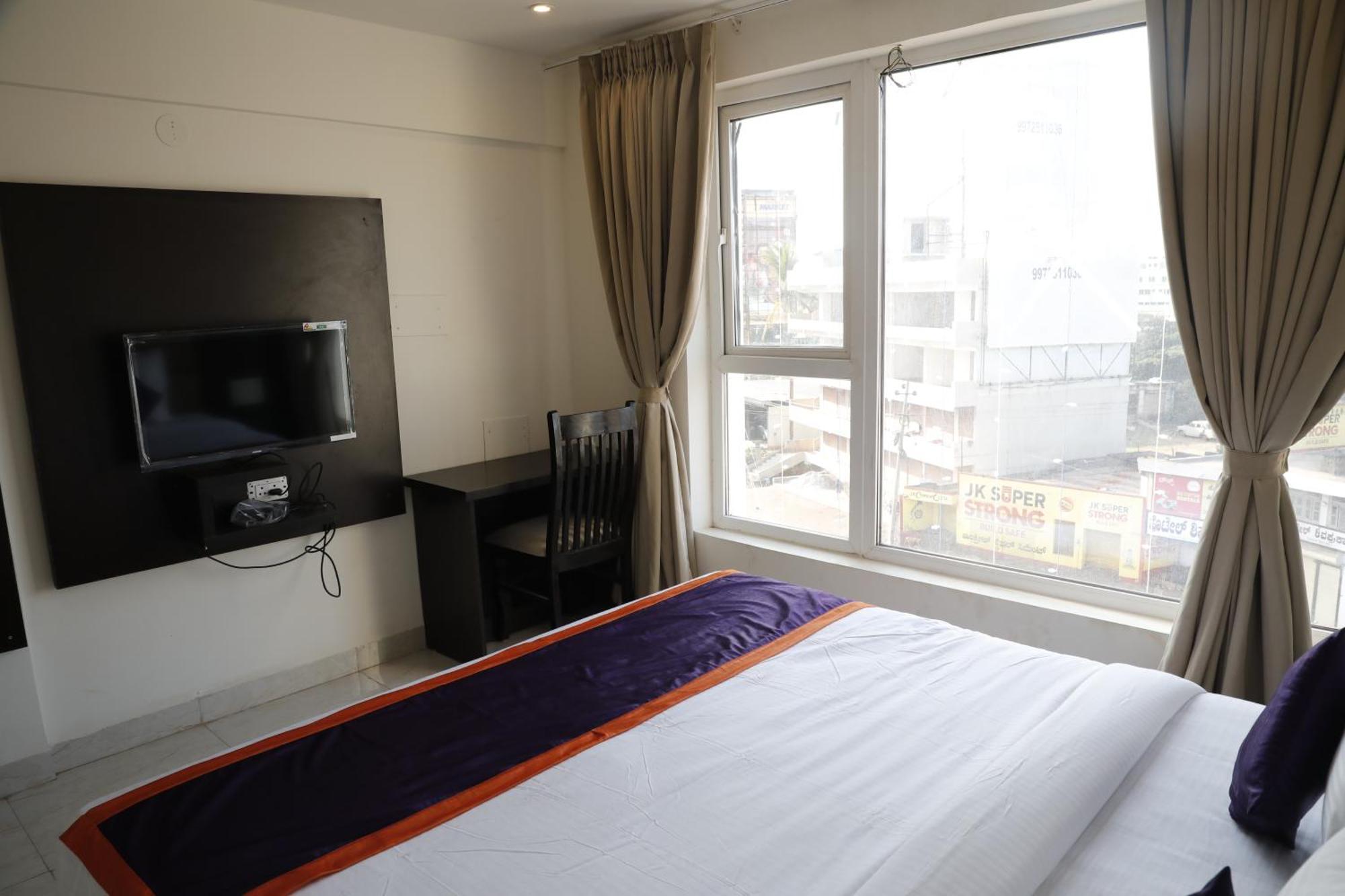 Balaji Gold Inn Hotel Hubli Eksteriør billede