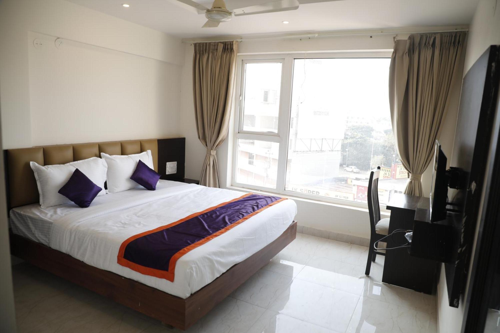Balaji Gold Inn Hotel Hubli Eksteriør billede
